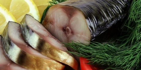 Hladno dimljena skuša: kalorija na 100 grama, bzhu, gi